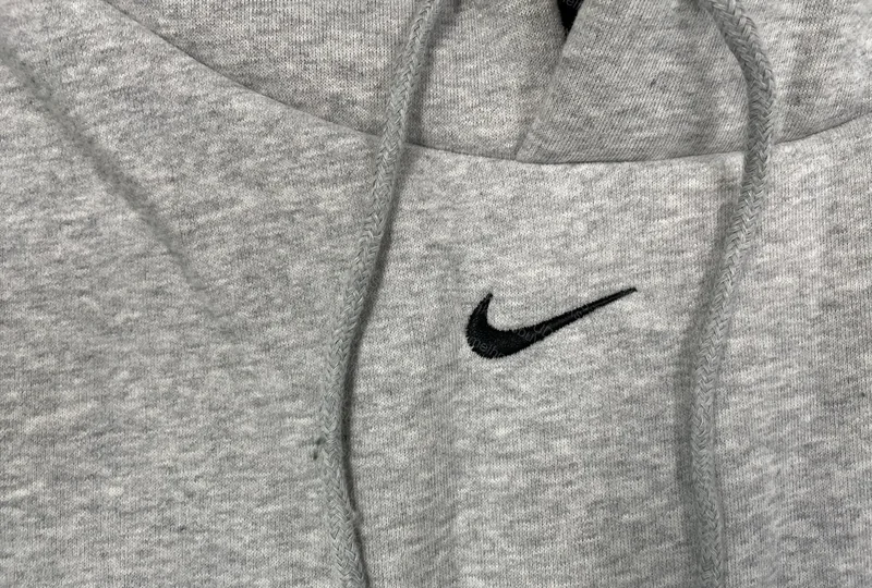Nike Vintage Mini Swoosh 2