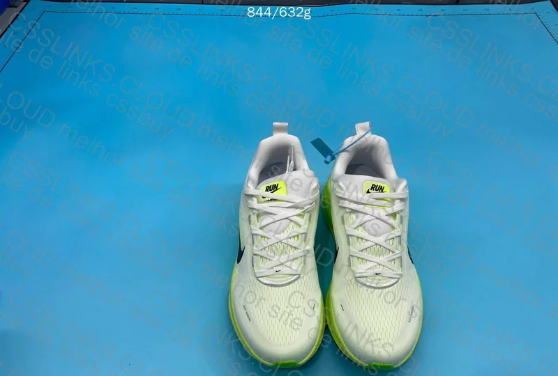 Nike Vomero 18 10