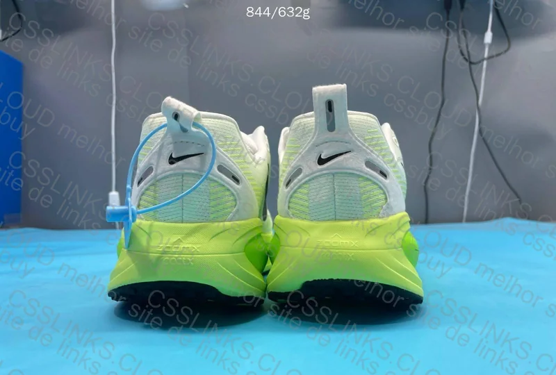 Nike Vomero 18 5