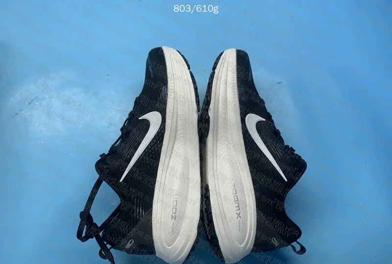 Nike Vomero 18 5