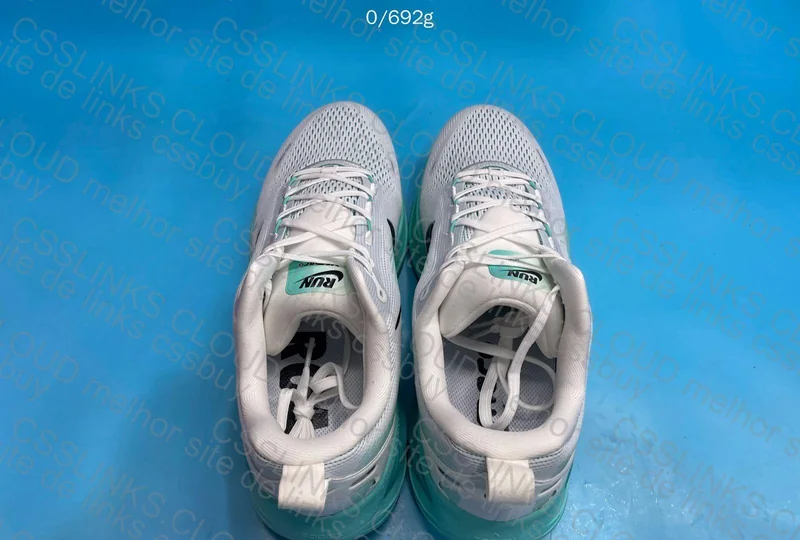 Nike Vomero 18 2