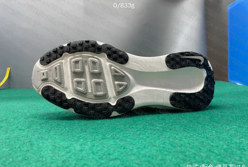 Nike Vomero 18 5