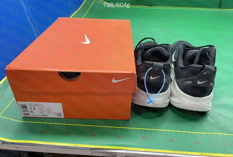 Nike Vomero 18