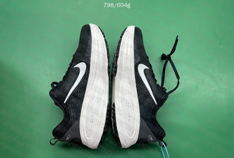 Nike Vomero 18 7
