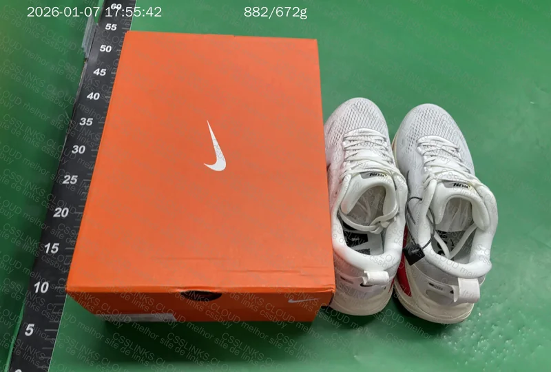 nike vomero 18
