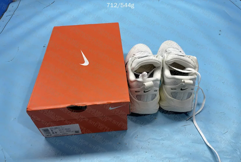 Nike Vomero 18 for Queen