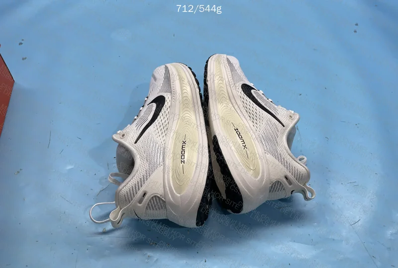 Nike Vomero 18 for Queen 8
