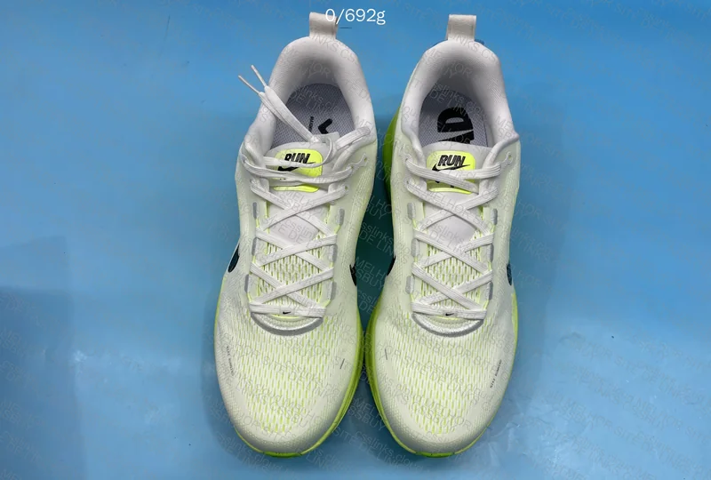 Nike Vomero 18 Green