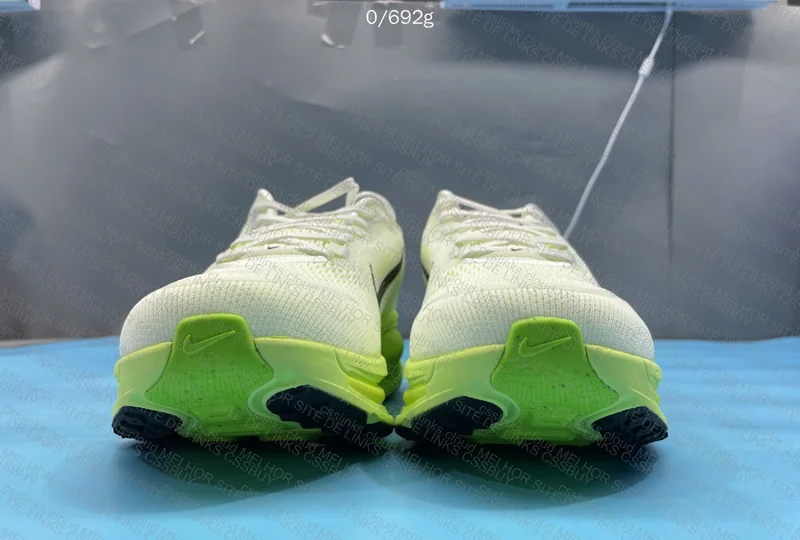 Nike Vomero 18 Green 2