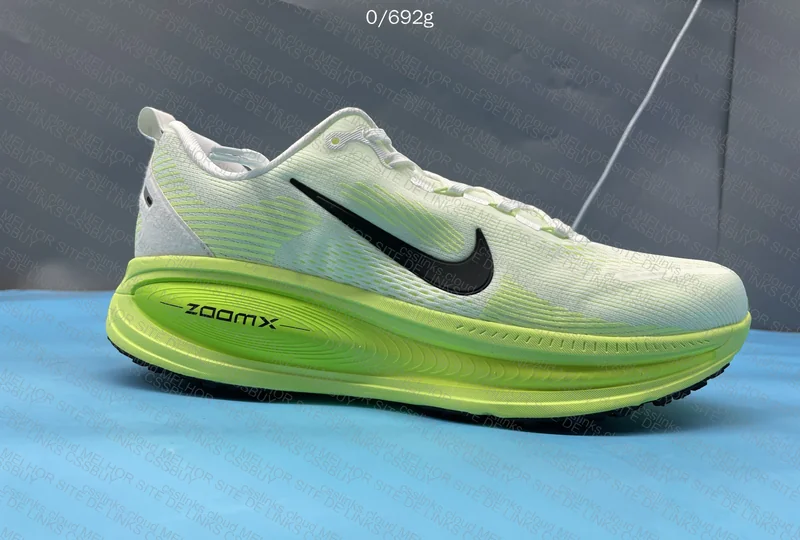 Nike Vomero 18 Green 8