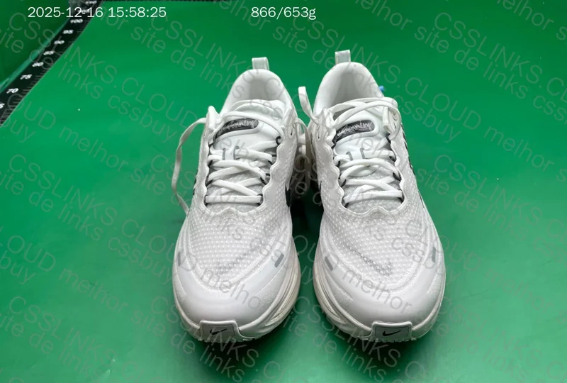 Nike Vomero 18Plus 3