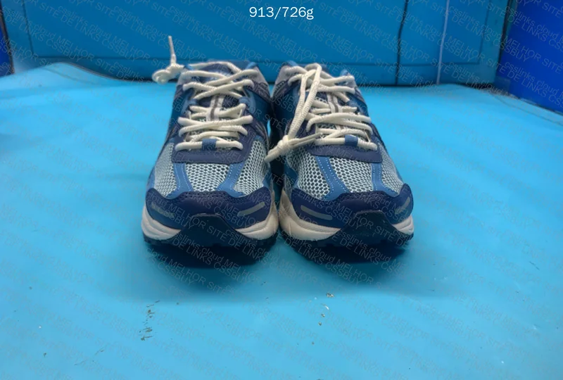 Nike Vomero 5 Mystic Navy and Worn Blue 2