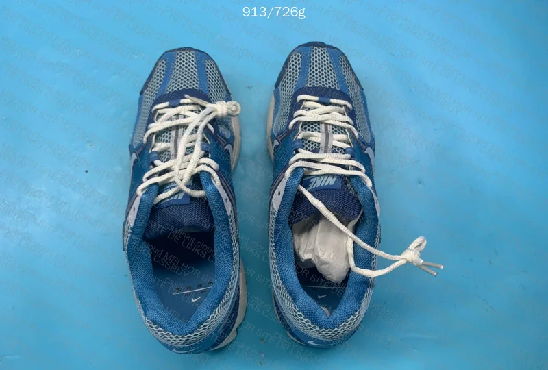 Nike Vomero 5 Mystic Navy and Worn Blue 6