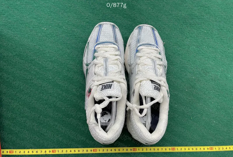 Nike Vomero 5 Photon Dust (ajuda)