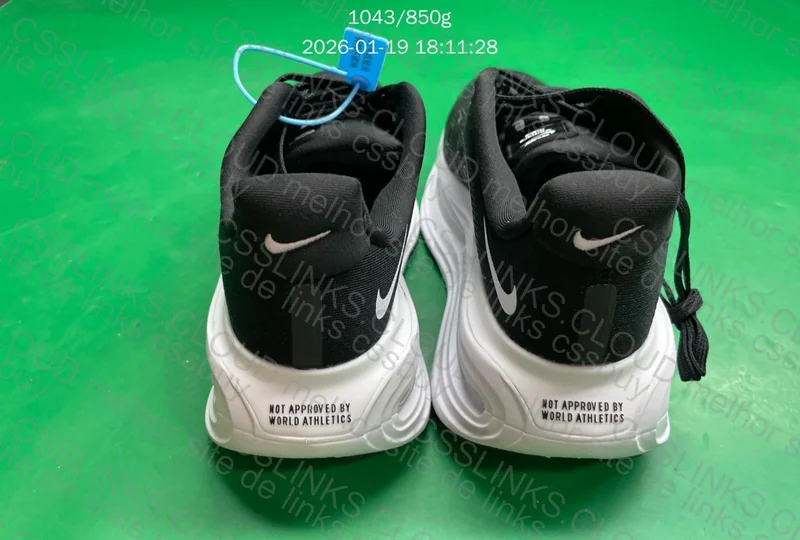 NIKE vomero premium 2