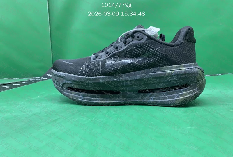 Nike Vomero Premium Realtree Camo Black 2