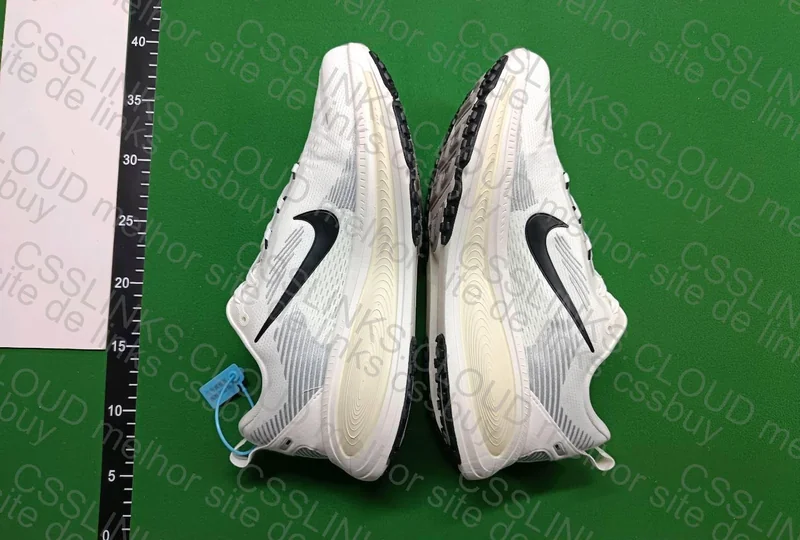 Nike Vomero V18 (ajuda) 5