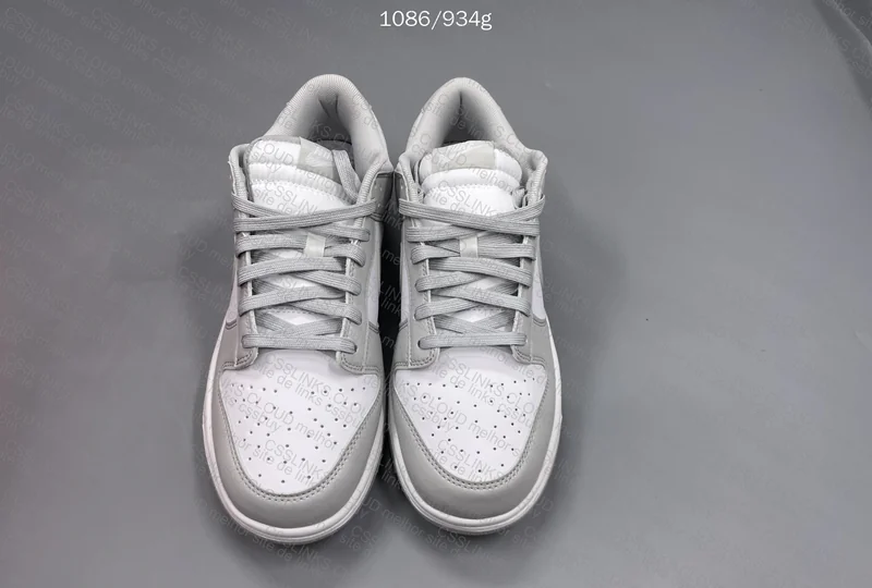 Nike vt Dunk