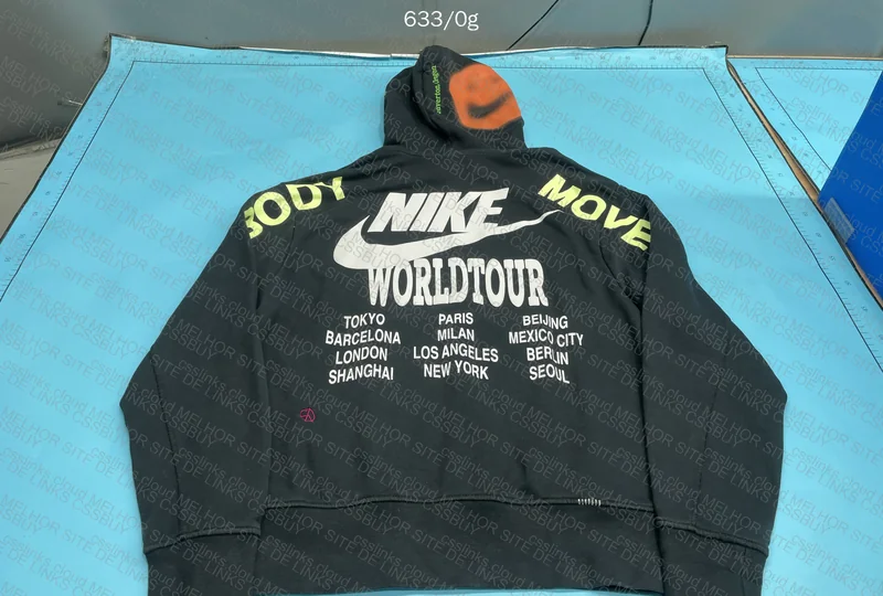 Nike World Tour Black 2