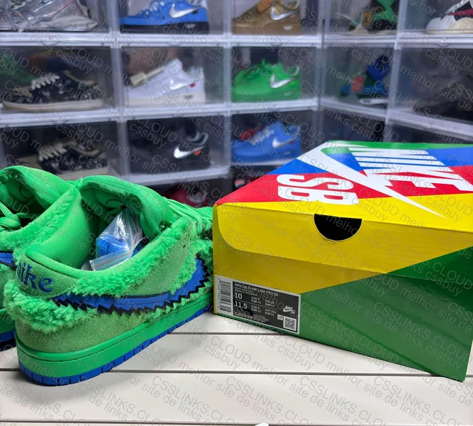 NIKE X GRATEFUL DEAD - SB DUNK LOW "GREEN BEAR" 7