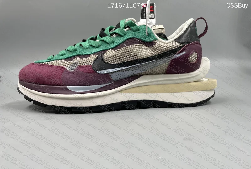 Nike x Sacai Vaporwaffle