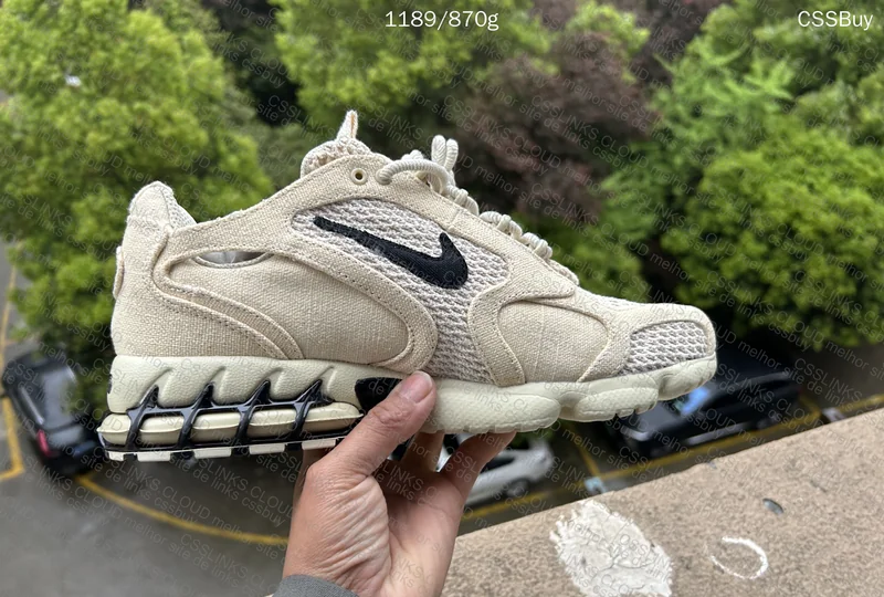 Nike x Stussy spiridon 2