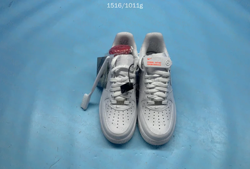 Nike x Supreme Air Force 1 Low "Mini Box Logo White" 4