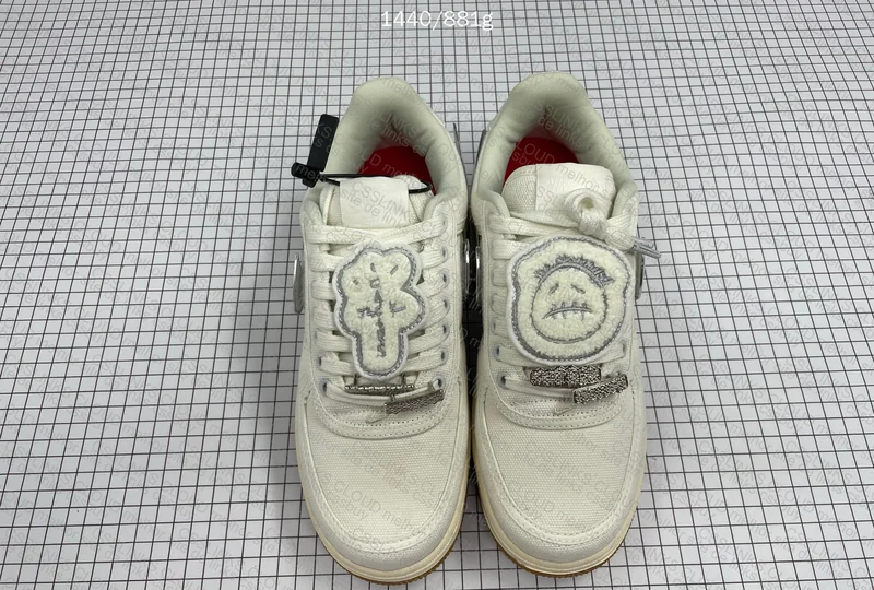 Nike x Travis Scott Air Force 1 Beige