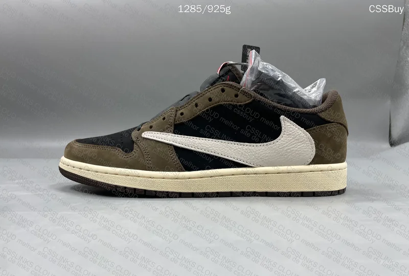 NIKE x TRAVIS SCOTT - Air Jordan 1 Low Mocha 5