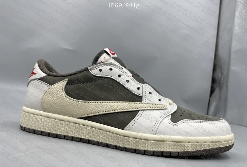 NIKE x TRAVIS SCOTT - Air Jordan 1 Low"Reverse Mocha" 3