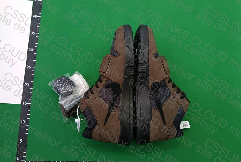Nike x Travis Scott jumpman jack 4