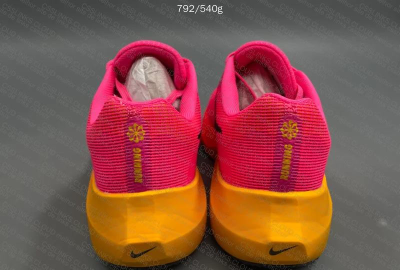 Nike Zoom Fly 5 Pink 8