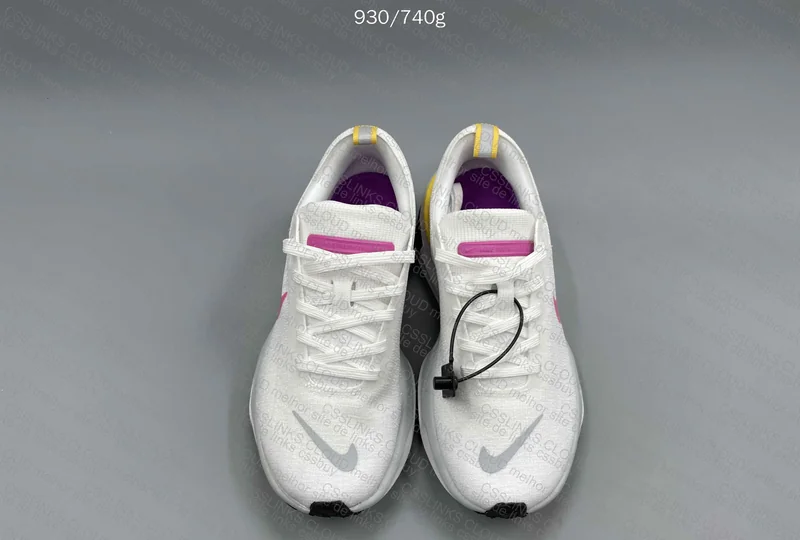 Nike Zoom Invencible Run 3