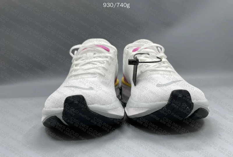 Nike Zoom Invencible Run 3 2