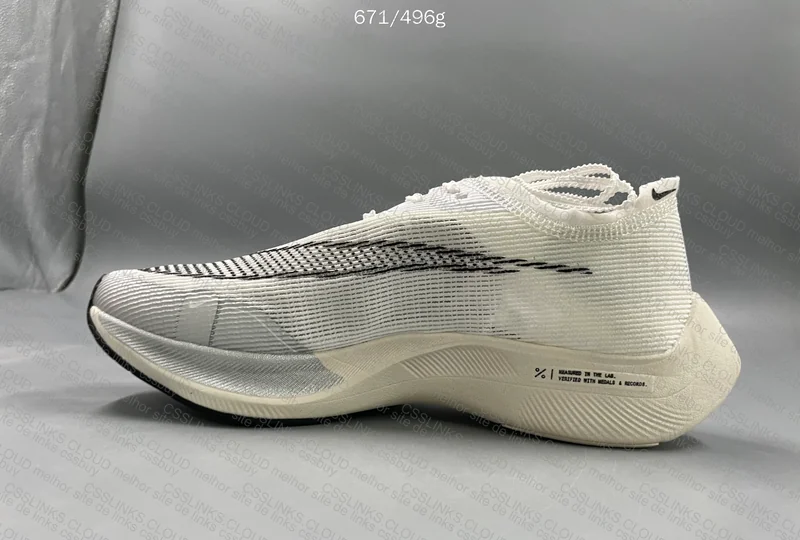 Nike Zoom X VaporFly Next% 2 3