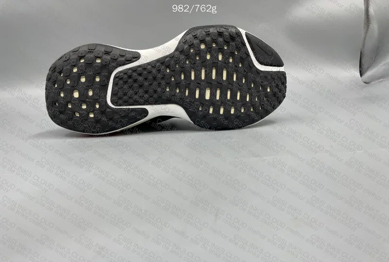 Nike Zoomx Invincible Run 3 8
