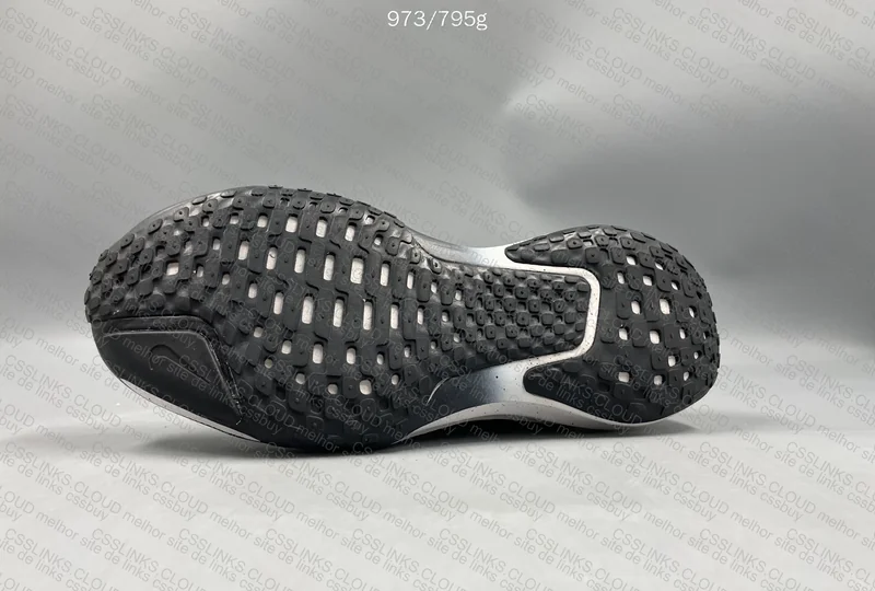 Nike ZoomX lnvincible Run3 ( link camuflado ) 7