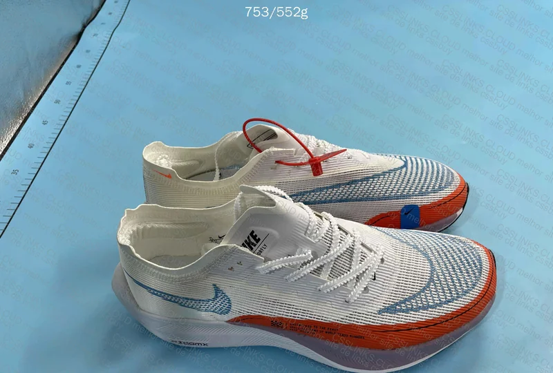 Nike ZoomX Vaporfly Next% 2