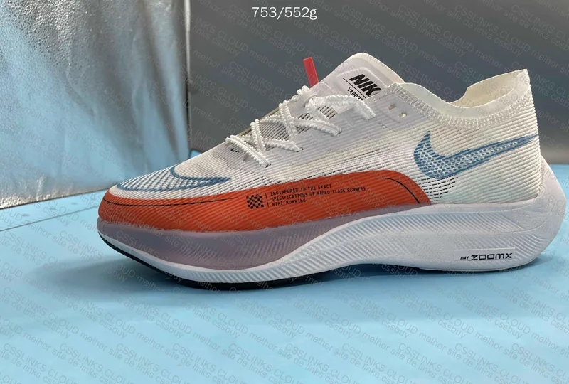 Nike ZoomX Vaporfly Next% 2 8