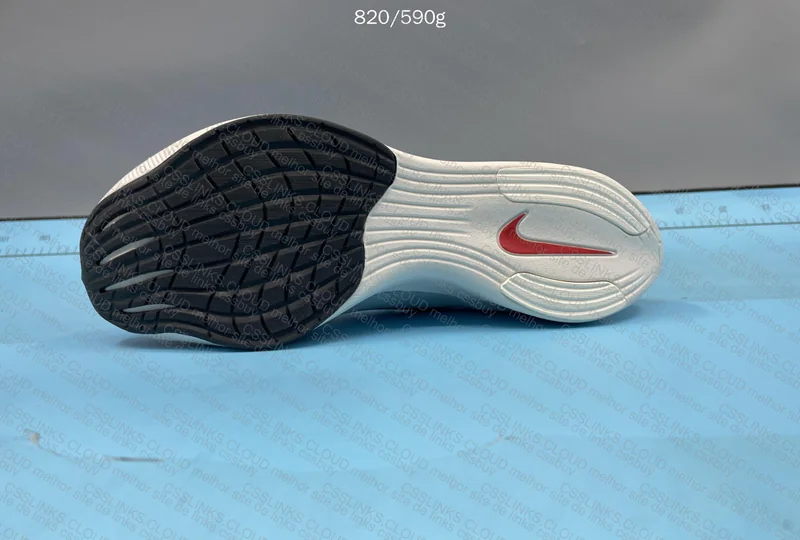 Nike ZoomX Vaporfly Next% 2 10