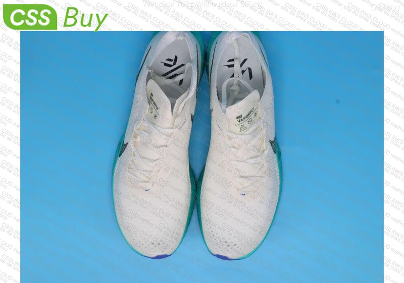 Nike zoomx Vaporfly next% 3 4