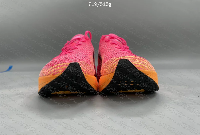 Nike ZoomX Vaporfly Next% 3 2