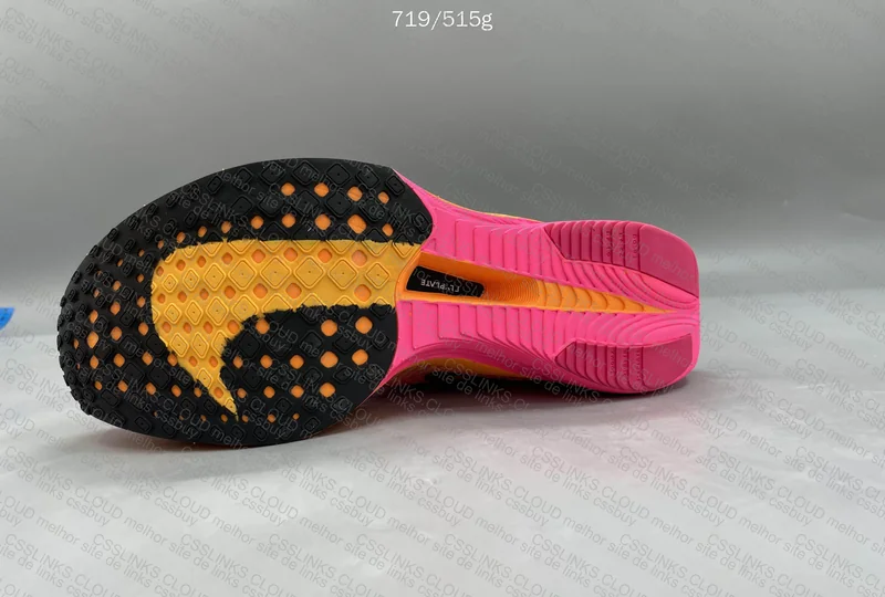 Nike ZoomX Vaporfly Next% 3 4