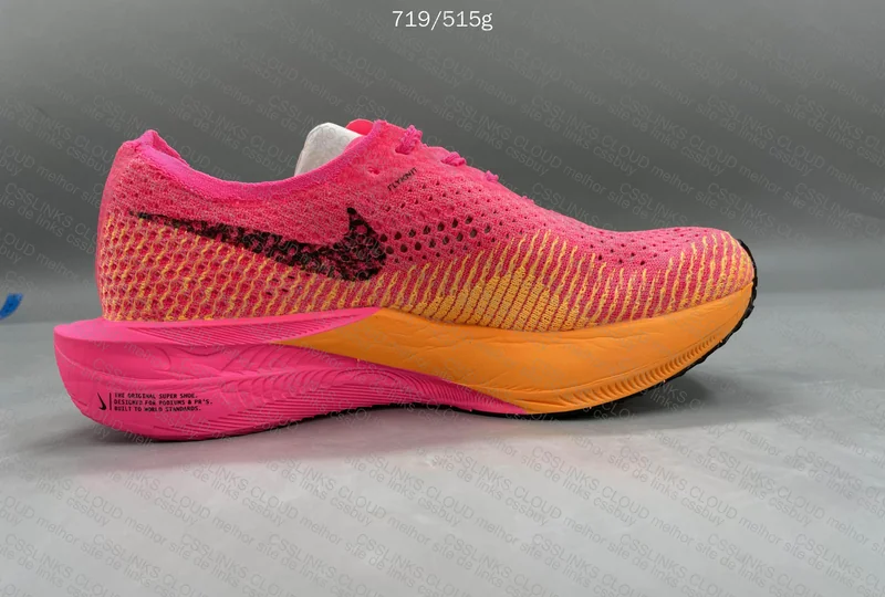 Nike ZoomX Vaporfly Next% 3 9