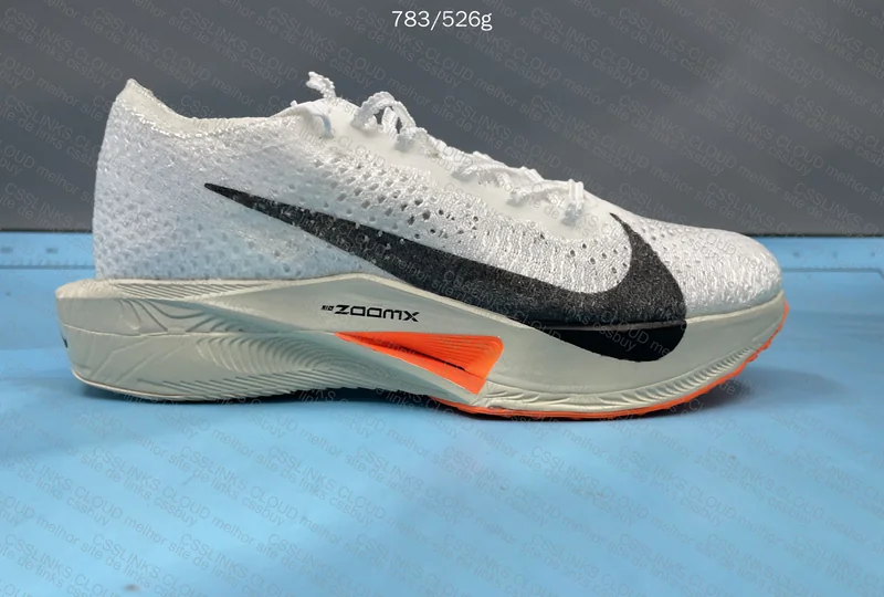 Nike ZoomX Vaporfly NEXT% 3 3