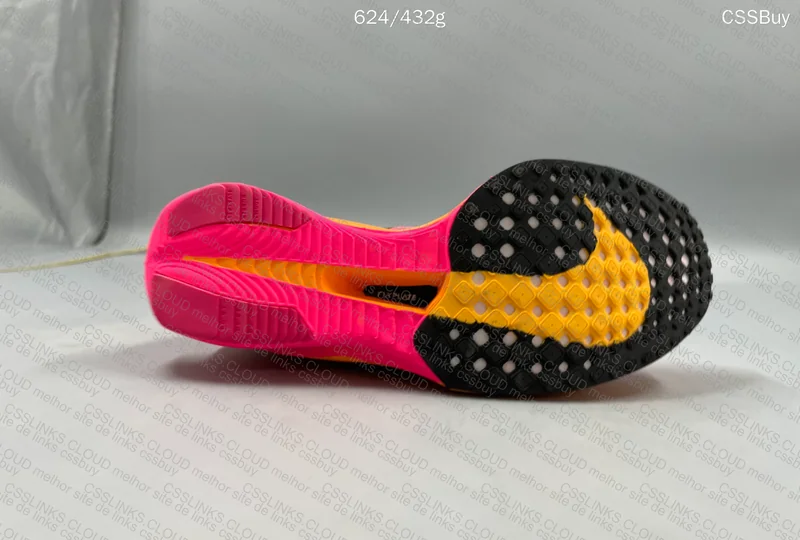 Nike ZoomX VaporFly Next% 3 - DV4130-600 9