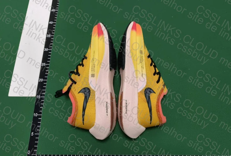 Nike ZoomX Vaporfly Next2% 4