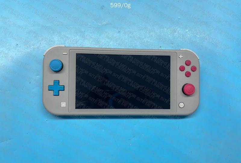 Nintendo Switch Lite 5