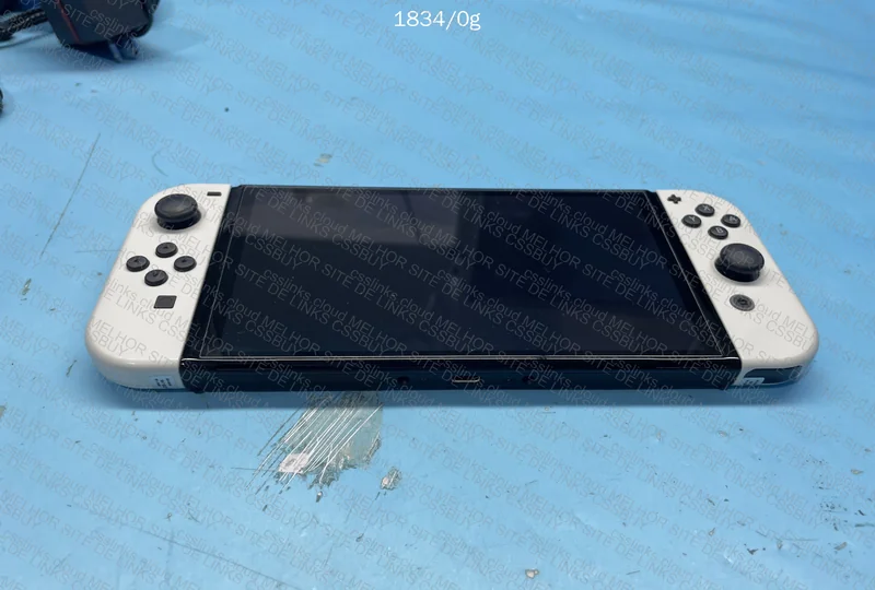 Nintendo Switch OLED Unlocked + 256GB SD Card 5