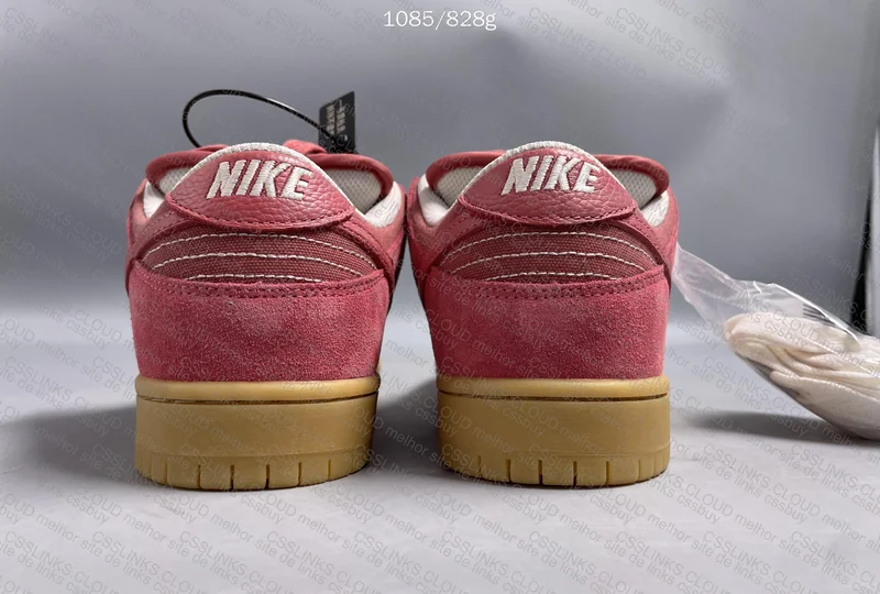 NK Dunk SB Low - Red Gum 3